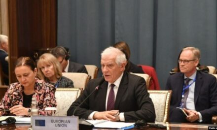 Diplomatët e BE-së kërkojnë rritjen e prodhimit të municionit për Ukrainën