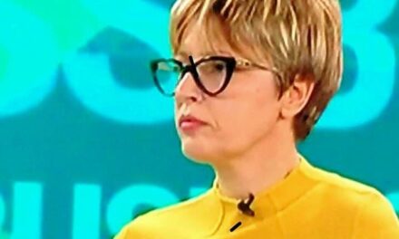 Arsyet jopolitike pse njerzit e thjeshtë urrejnë politikën .