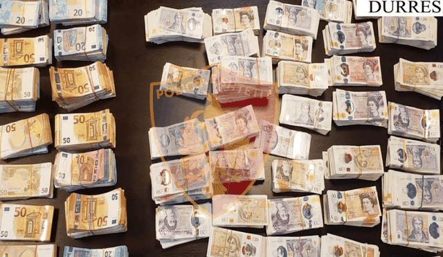 Sekuestrohen 150 mijë euro dhe mbi 160 mijë paund të fshehura në kabinën e kamionit, arrestohet 53-vjeçari në portin e Durrësit