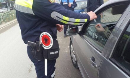 Ndryshimet në Kodin Rrugor: Kush gjobitet nga Policia Rrugore dhe e paguan brenda 15 ditëve, përfiton 50% ulje