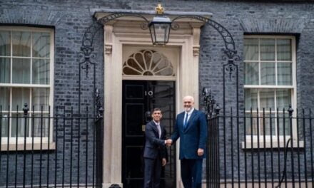 Emigracioni i shqiptarëve në Britani, dominon vizitën e kryeministrit Rama në Londër