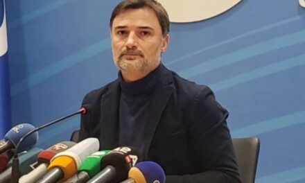 Aksidenti tragjik në Greqi, Alibeaj: Unë, PD dhe shqiptarët solidarizohemi me popullin grek