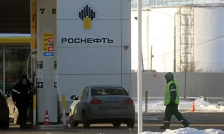 Nafta ruse në Evropë, nga një “derë e pasme”