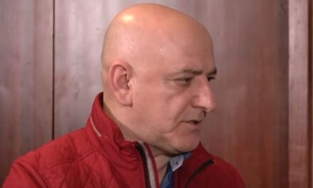 “Nuk ia japim vulën Berishës”, Roland Bejko: Është “non grata” për korrupsion