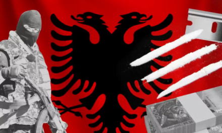 “The Spectator”: Koka e gjarprit është Shqipëria! Si mafia shqiptare mori kontrollin e rrjetit të trafikimit të Europës