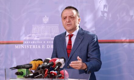 Shkarkimi nga posti i AKSH-it/ Lame: Dhuratë nga Rama për ditëlindjen time