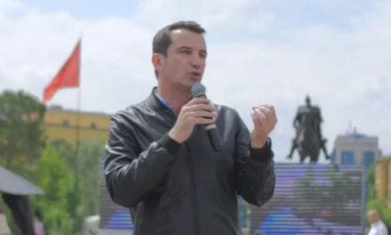 Veliaj letër për mësuesit në 7 Mars: Mbështetje dhe mirënjohje për misionin tuaj