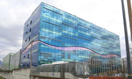 Katër ditë nga sulmi me armë mbi Top Channel / Policia dhe prokuroria ende nuk kanë autor