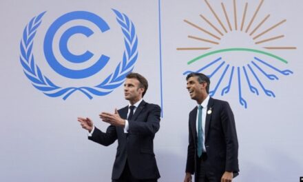 Macron dhe Sunak takohen në Paris për Samitin franko-britanik