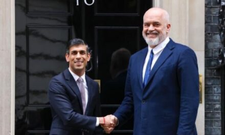 Rama pritet nga kryeministri britanik Rishi Sunak