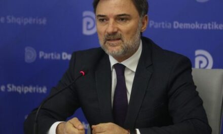 Deklarata e fortë e Alibeajt: Në PD-në e Bashës vendimet i merrte Berisha