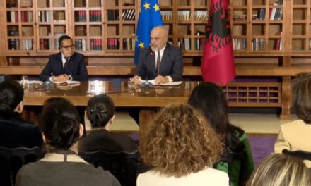 Rama i përgjigjet përfaqësuesit të Bankës Botërore: Edhe nga Italia po largohen njerëzit, është problem global