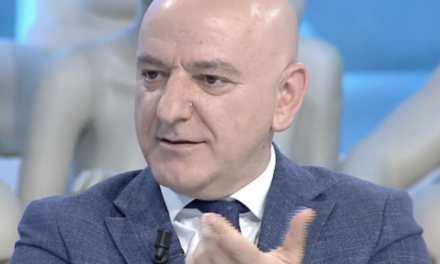 Këlliçi pa diplomë të shkollës së mesme, Bejko: Nëse ka shkelur ligjin, shteti të veprojë! Është bërë instrument në duart e non gratës