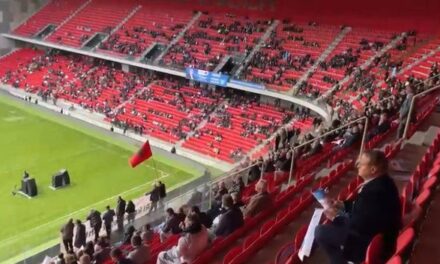 VIDEO: Koalicioni Berisha-Meta çelin fushatën, braktisen nga demokratët, pjesmarrje e ulët në stadiumin ‘Air Albania’