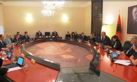 16 gjyqe në Arbitrazh, ku po na shpie qeveria Rama-3 ?