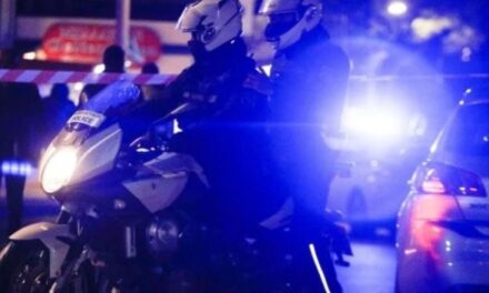 Shqiptari qëllon me armë ndaj makinës ku ndodhej ish-partnerja, dy të plagosur