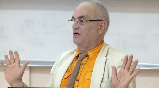 Artan Fuga: Pse ajo që po ndodh sot në Parlament është e rëndë dhe lebetitëse