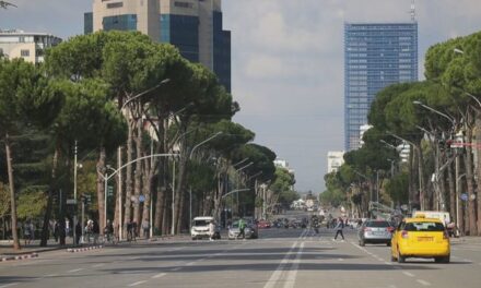 5 mld lekë më tepër se vjet, Bankat po fitojnë më shumë para nga rritja e normave të interesit