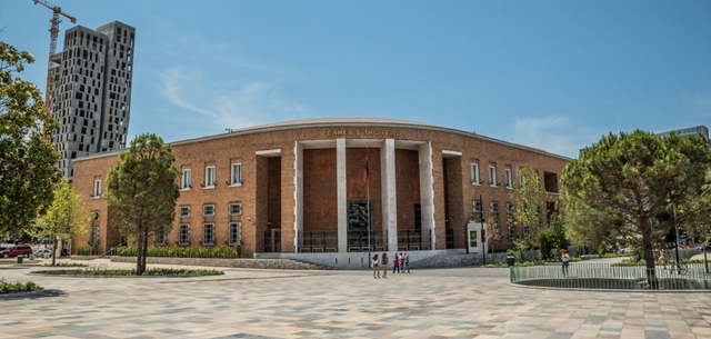 Inflacioni bie në 4.6 përqind: Ndikoi rënia e çmimeve të karburantit dhe ushqimeve