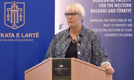 Ambasadorja Hohmann: Nuk ka anëtarësim në BE pa reformë të suksesshme të sistemit të drejtësisë në Shqipëri