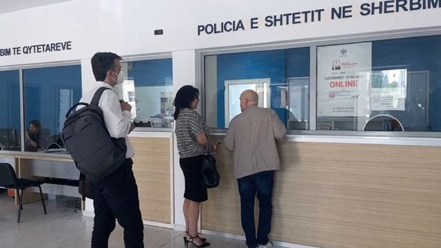 Policia e Vlorës i tregon ambasadores greke provat filmike kur Fredi Beleri ble vota