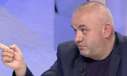 “Mbylle gojën kur flas unë”, ‘përplasen’ keq në studio Artan Hoxha me zëdhënësin e fushatës së Belerit