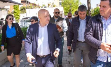 Bejko akuza Veliajt: Përdor fondet e bashkisë për zgjedhjet