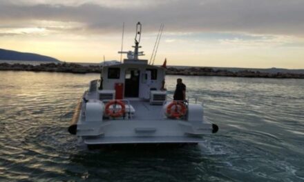 Policia shpëton dy turistë gjermanë në Gjirin e Gramës