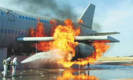 Plas motori i avionit të “Air Albania” në Rinas, nuk raportohet për të lënduar. Po bëhej gati për nisje