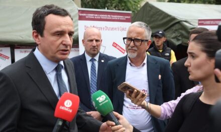 Albin Kurti reagon për anulimin e mbledhjes së dy qeverive nga ana e Ramës