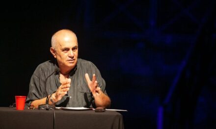 Revoltohet Artan Fuga: O opozitë e dhje*ë, ça ju dukemi ne, gomerë e plehra?