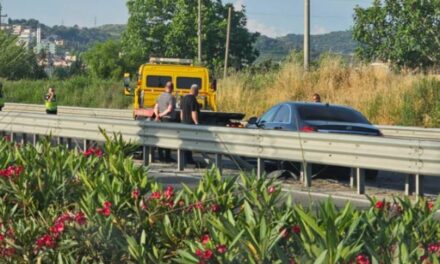 4 automjete përfshihen në aksident te Mali i Robit, krijohet trafik i rënduar