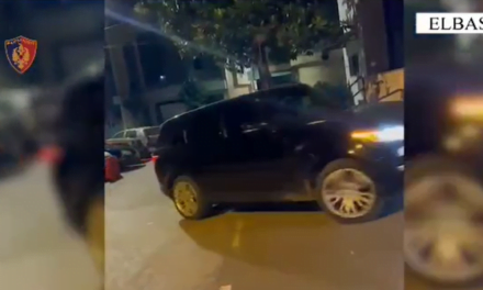 Elbasan: Shkon në 52 numri i të arrestuarve, në pranga 27-vjeçari që tentoi të vriste nipin e Azem Hajdarit