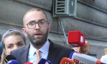 Bardhi flet me emra: Këta deputetë dhe kryebashkiakë janë në dosje së bashku me Ahmetajn!