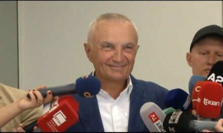 “Protestat, rruga e domosdoshme”/ Meta flet pas takimit me Berishën