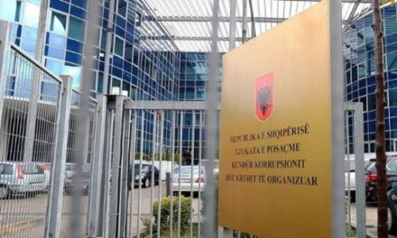 Pse u kontrollua banesa e Martinajt? Gazetari zbardh detaje të reja, ja pse ishte pjesë e megaoperacionit