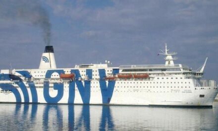 Nuk ngre dot spirancën, trageti bllokohet në port – shtyhen udhëtimet për në Bari