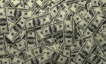 Banka i kalon gabimisht 10 milionë euro, i riu niset të blejë makinën e ëndrrave