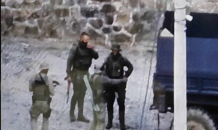 FOTOT: Të armatosur deri në ‘dhëmbë’, dalin pamjet e grupit kriminal që sulmoi policët në veri të Kosovës