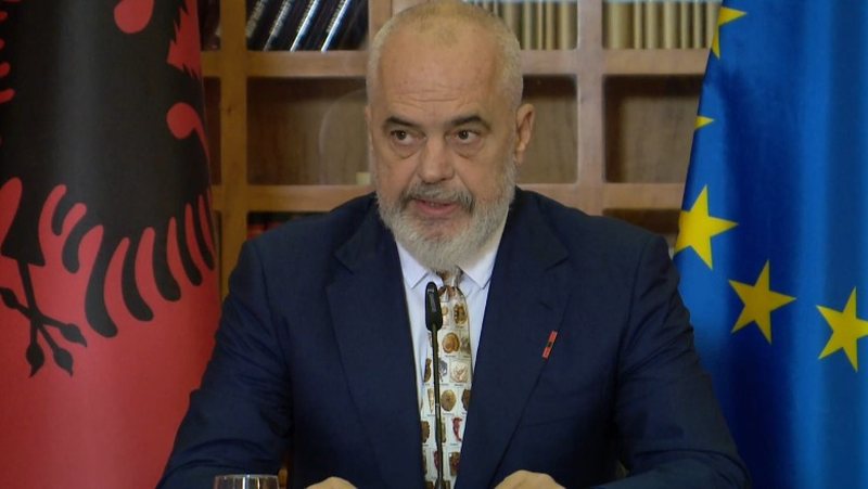 Edi Rama: KFOR-i është NATO dhe jo një forcë pushtuese për llogari të Serbisë. Një përgjigje atyre në Prishtinë e këtyre në Tiranë