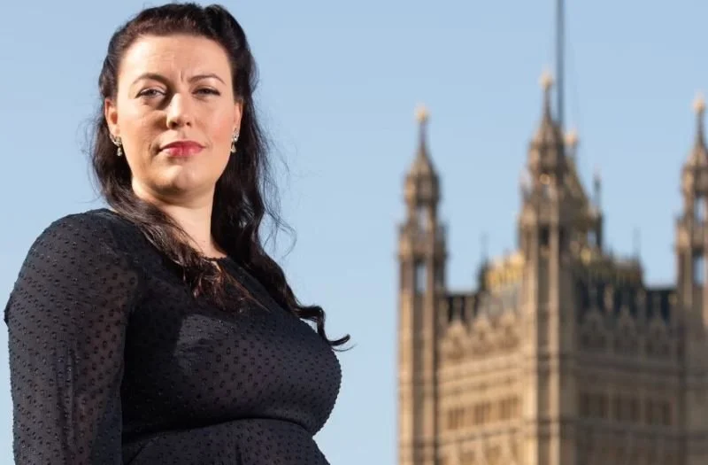 Deputetja britanike: Të krijohet një aleancë e re SHBA-Britani-Kosovë
