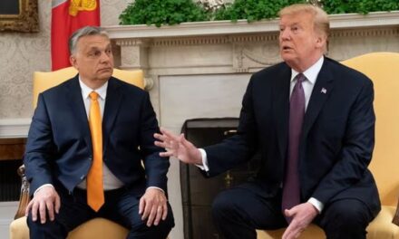 “Mini-Trumpët” e Evropës i mbijetuan rënies së tij