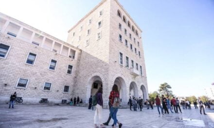 Universiteti i Tiranës kap fundin, bie me 200 vende në renditje