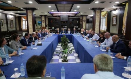 Deputetët e PD takim në Kukës, Bardhi dhe Berisha bashkojnë forcat për zgjedhje