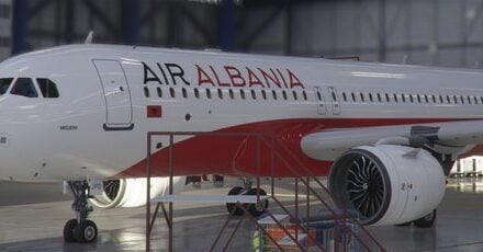 Shqipëria evakuon dhe vajzën e Ministrit të Kurtit nga Izreali. Zvelça dark në Tiranë me të bijën