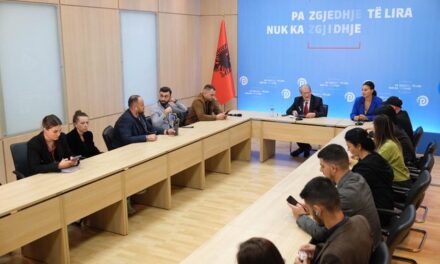 Berisha: Burgimi i dhëndrit tim është politik, kjo do të thotë diktaturë. Sali Berisha po lufton diktaturën