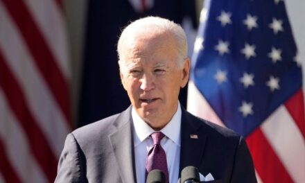 Konfliktet botërore shtojnë trysninë politike ndaj presidentit Biden brenda vendit