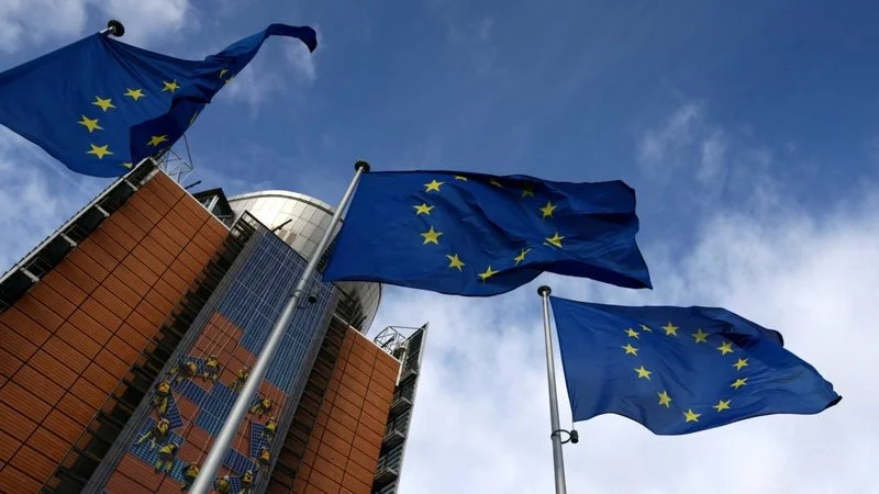 BE mund të zhbllokojë miliarda euro për Hungarinë, në këmbim të mbështetjes për Ukrainën