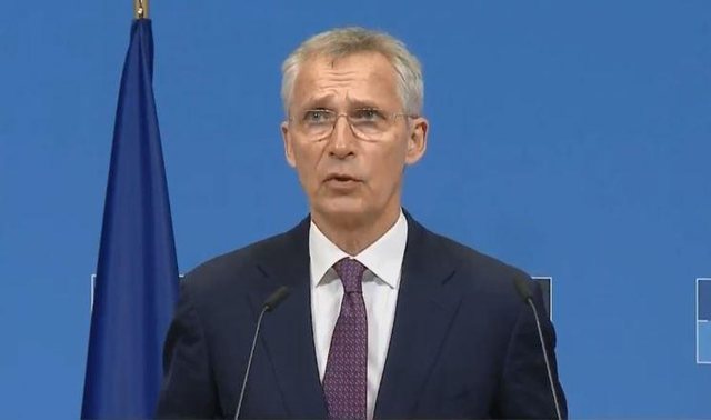 Stoltenberg i prerë ndaj Kosovës dhe Serbisë: Tejkaloni konfliktet, dialogu është zgjidhja