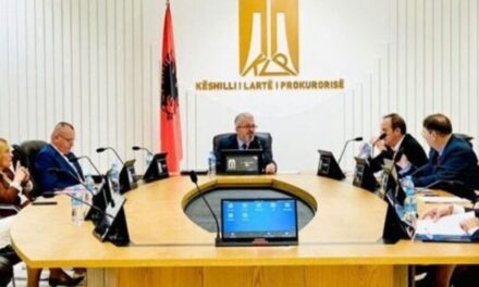 ‘Ndal presionin mbi SPAK!’ KLP reagon ndaj sulmit të Sali Berishës